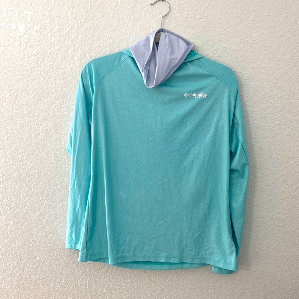 Columbia UPF shirt